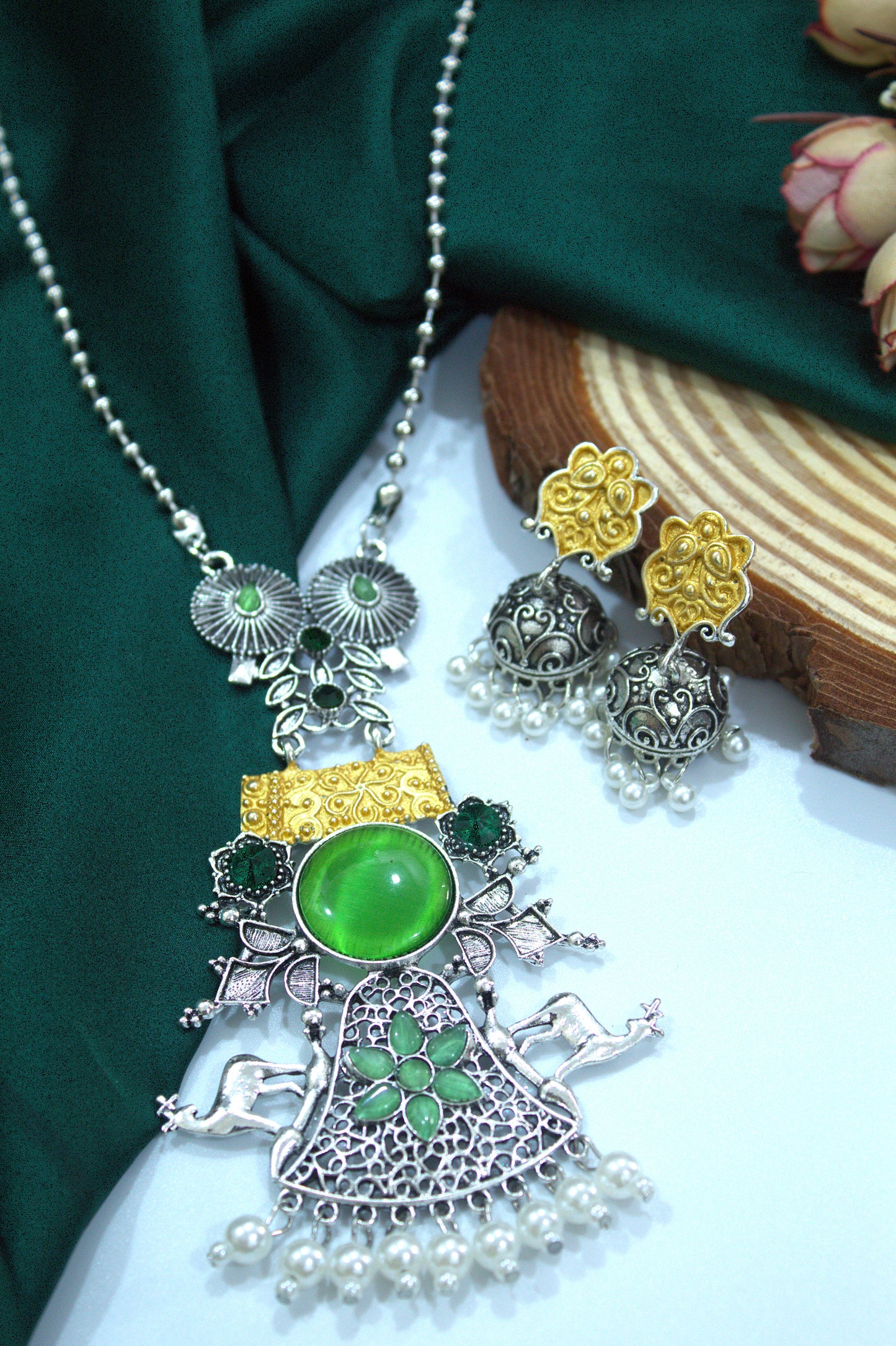 Winnie Necklace Set