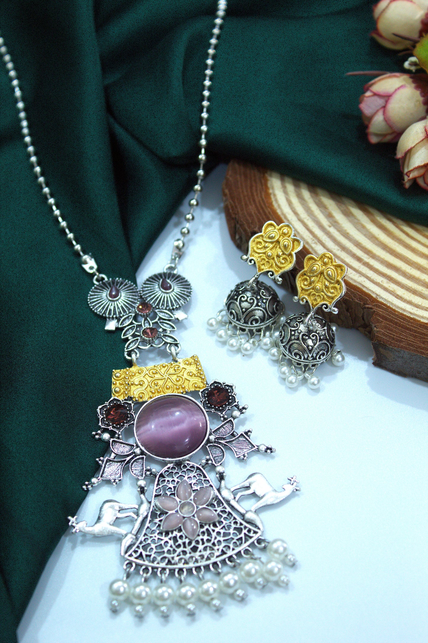 Winnie Necklace Set