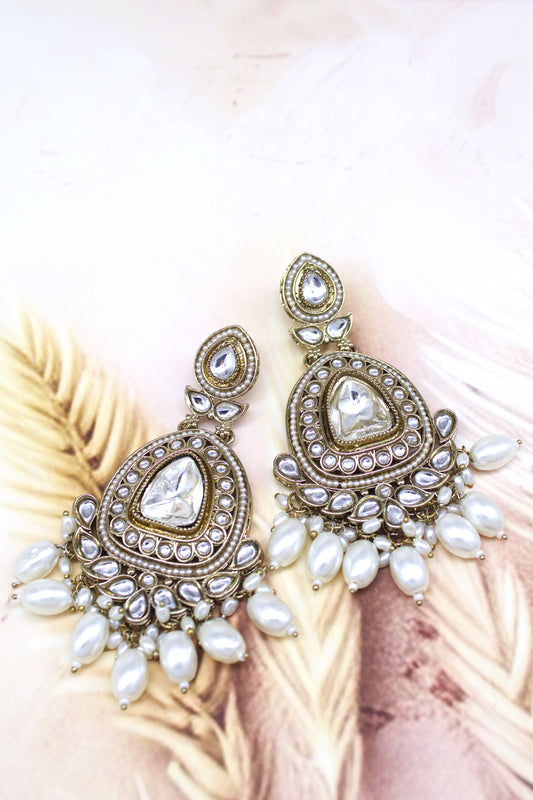 Shivika Kundan Earring