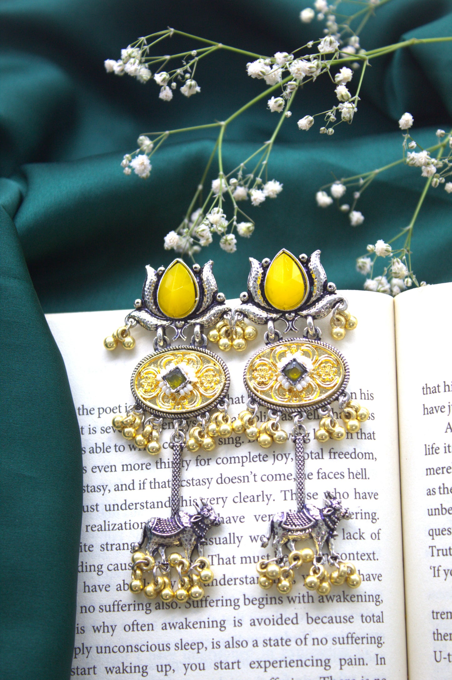 Naura Earring