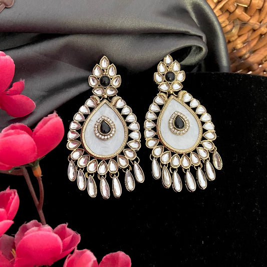 Rabta Earring