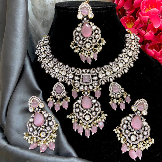 Prisha Necklace