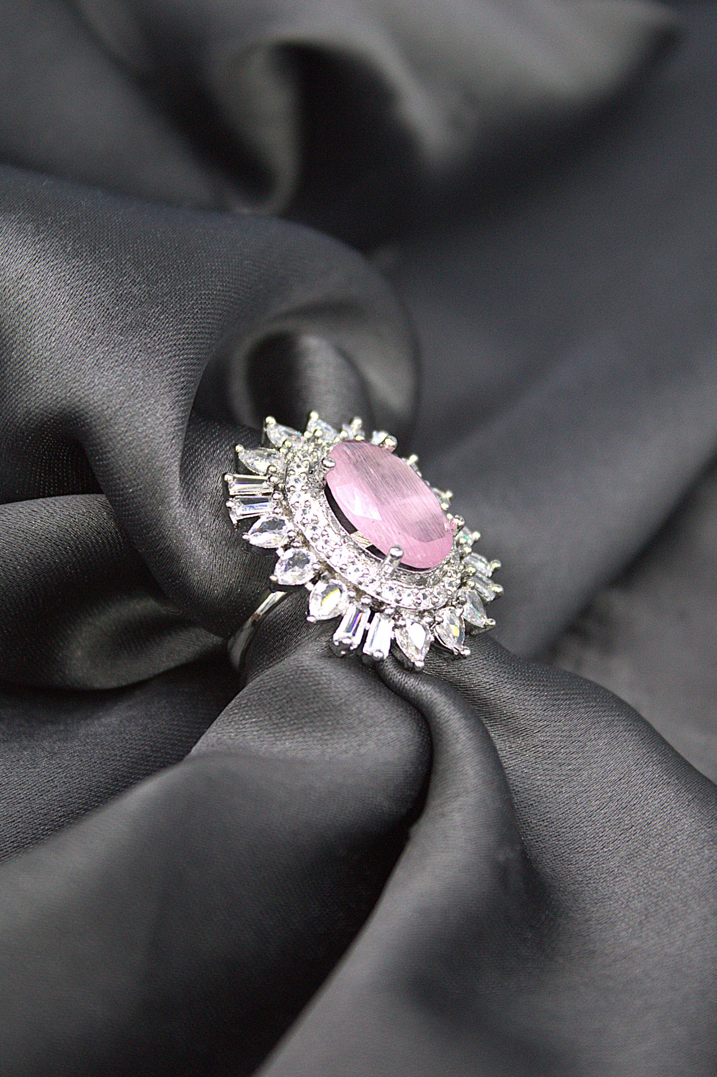 Vaanima AD Ring