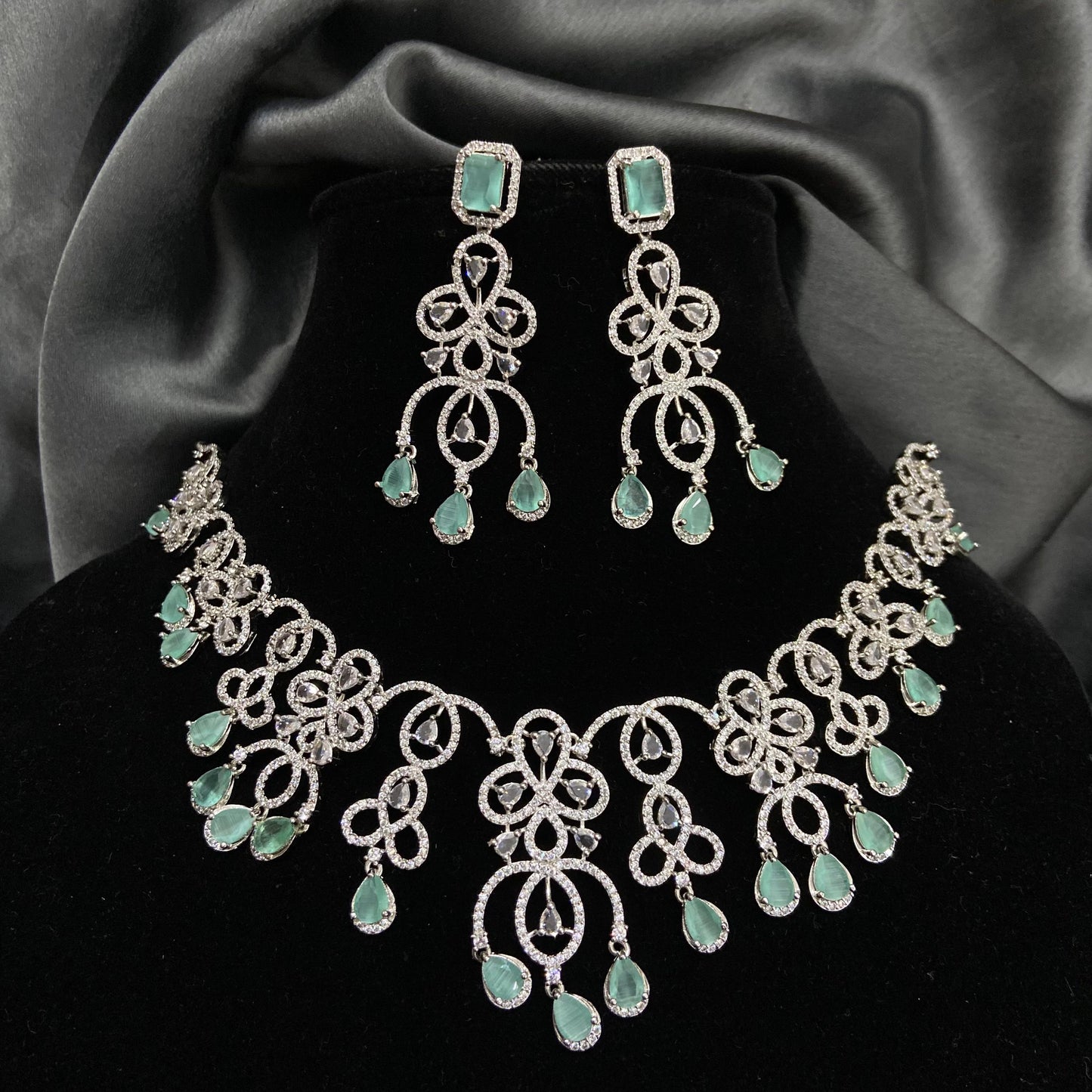 Akansha Choker Set
