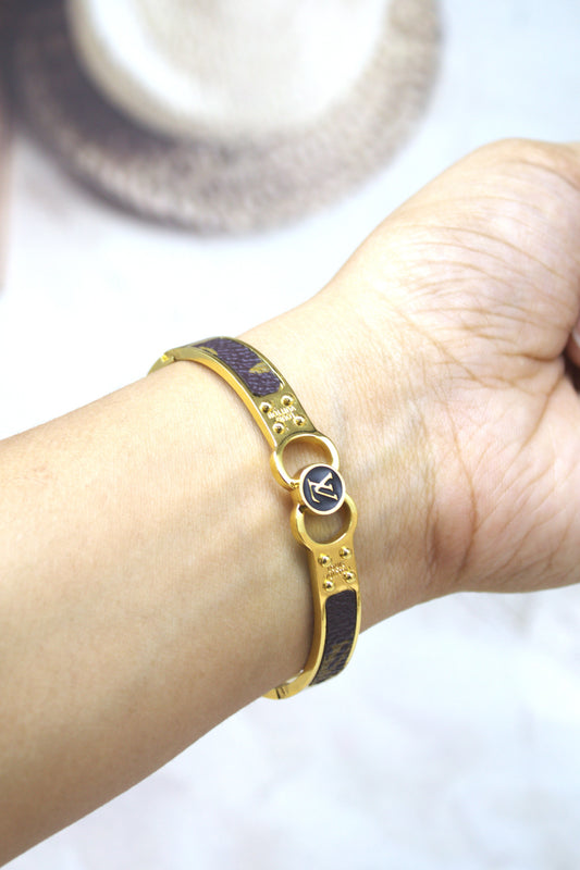 Lasya LV Anti-Tarnish Bracelet