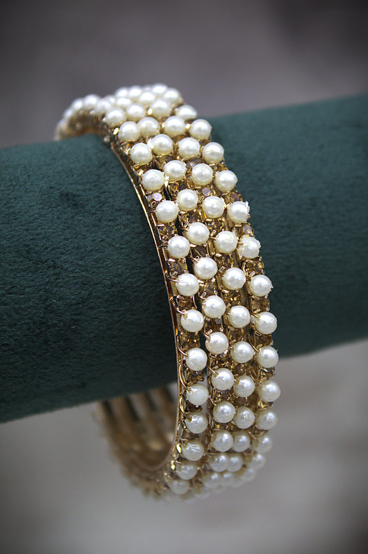 Dhaara Stone And Pearl Bangles
