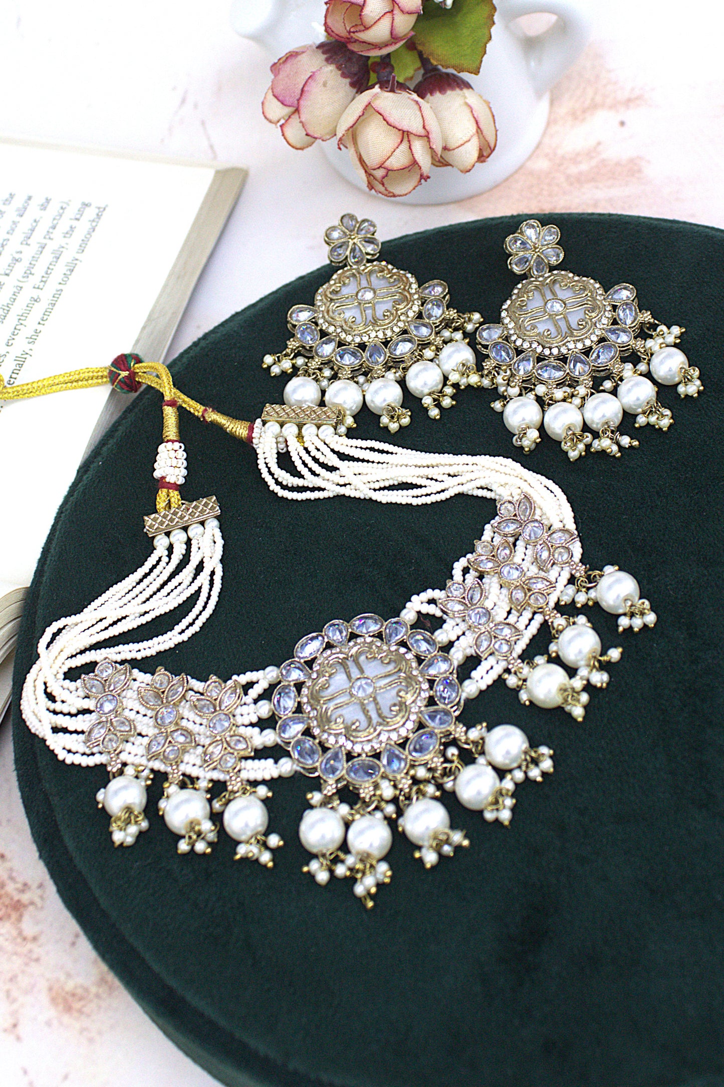 Aaradhya Choker Set
