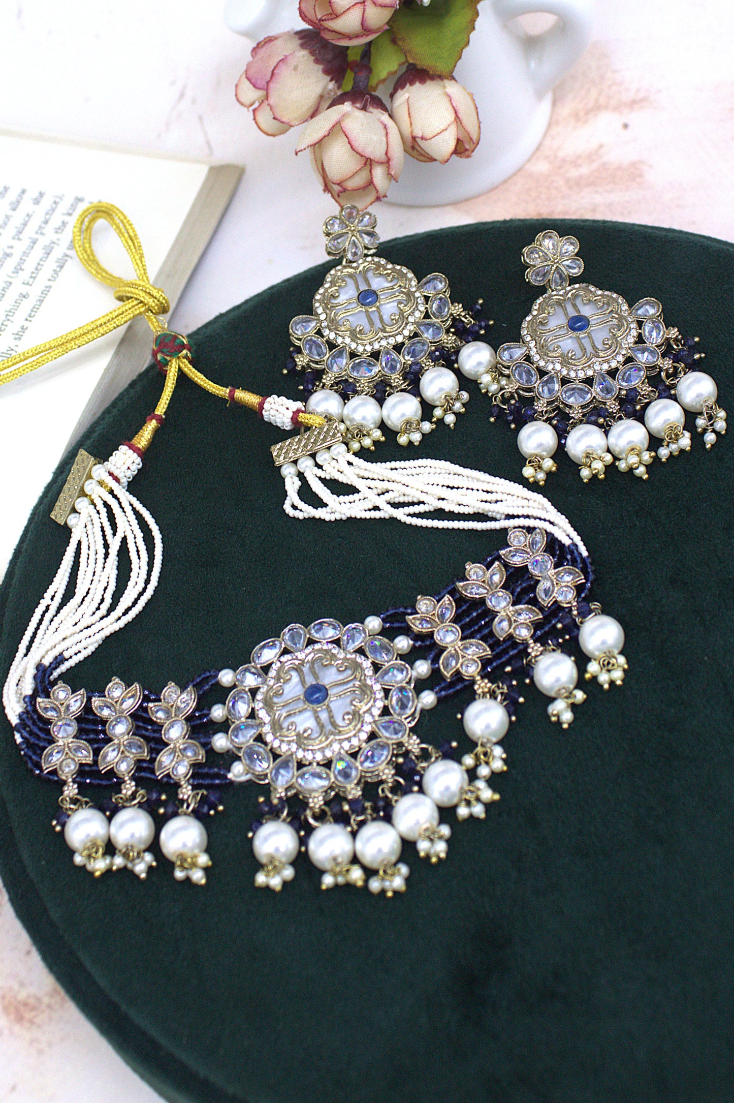 Aaradhya Choker Set