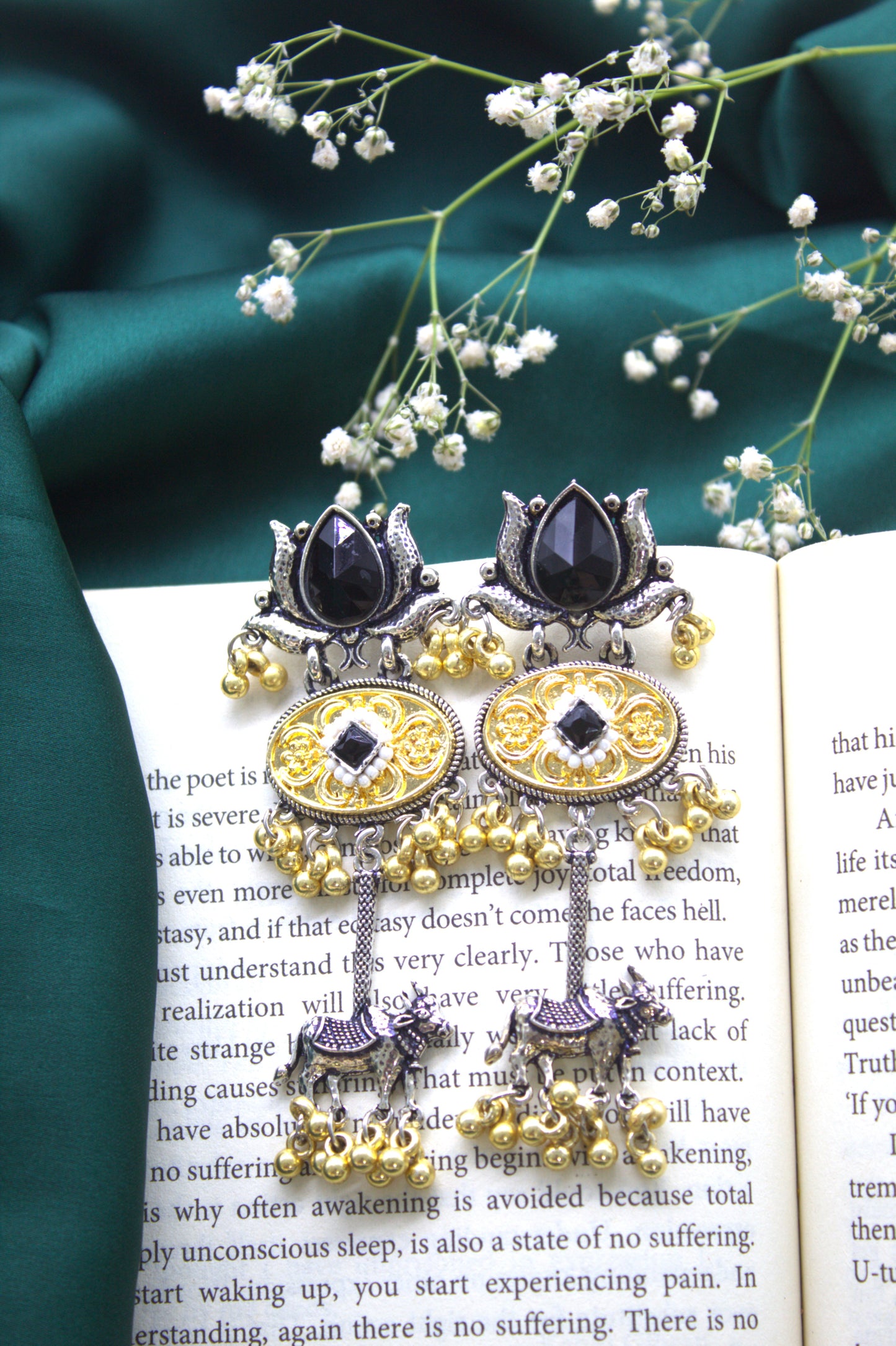 Naura Earring