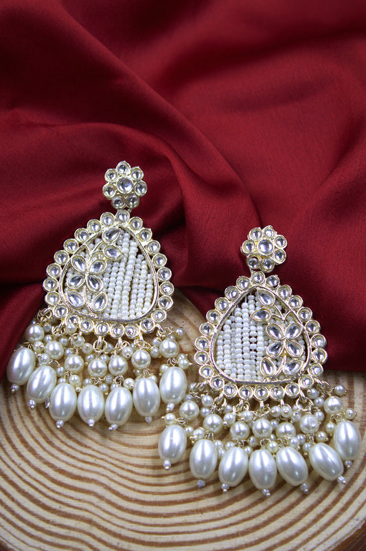 Ashvika  Pearl  Earring