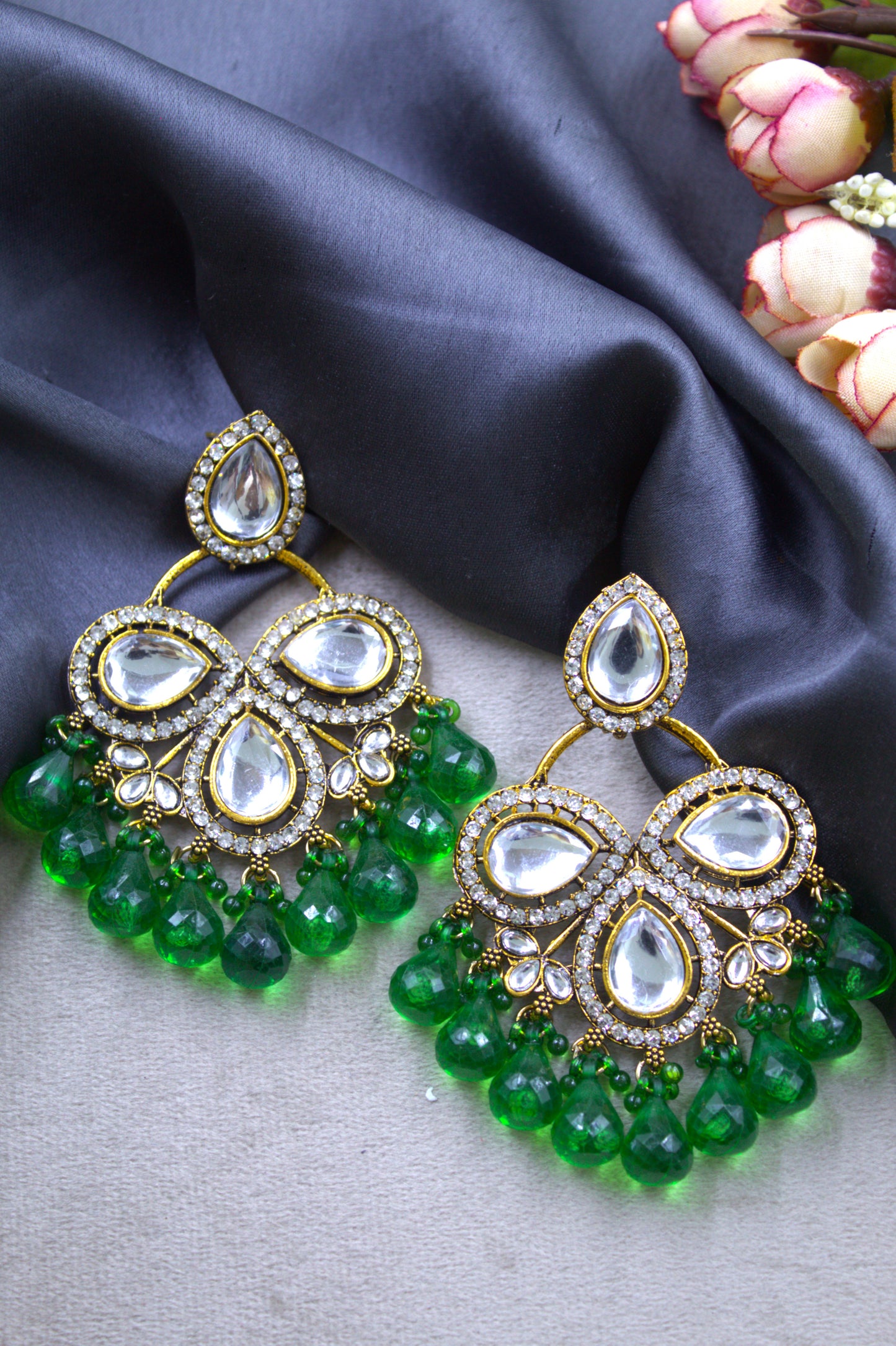 Shatakshi Chandbali