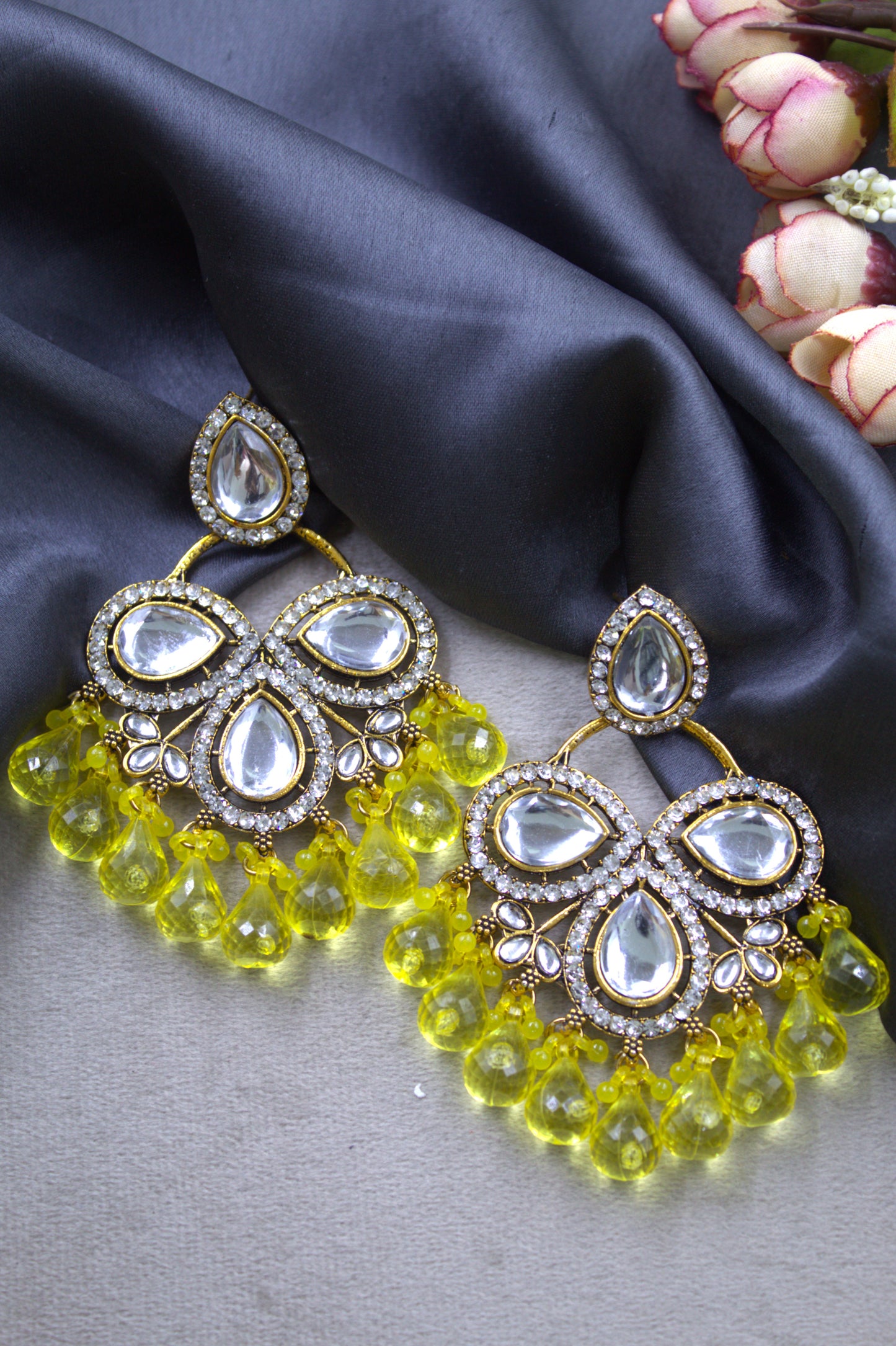 Shatakshi Chandbali