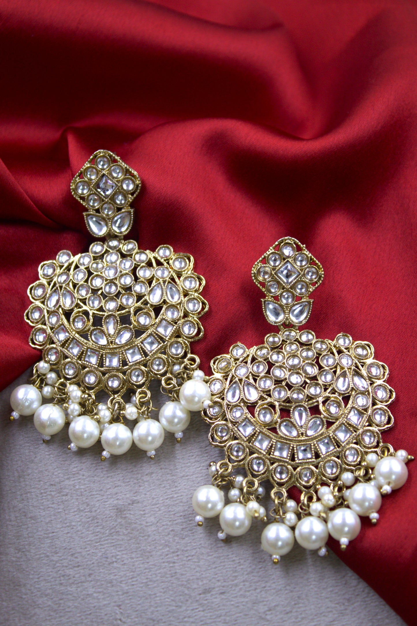 Ruchika Earring