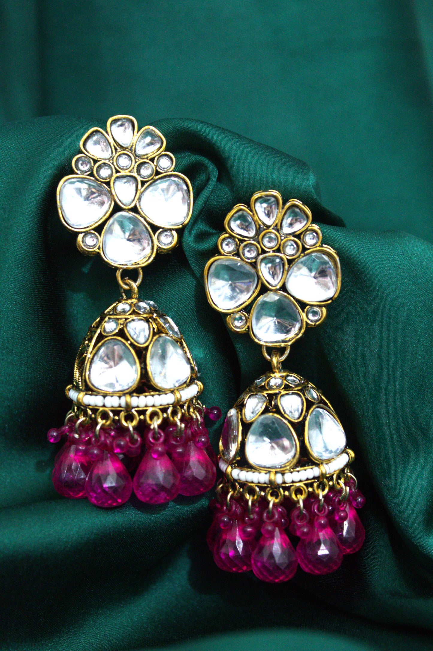 Yashika Jhumka