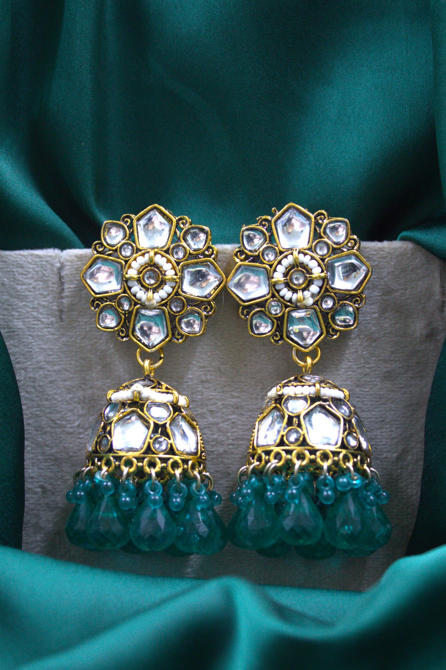 Juotsana Jhumka
