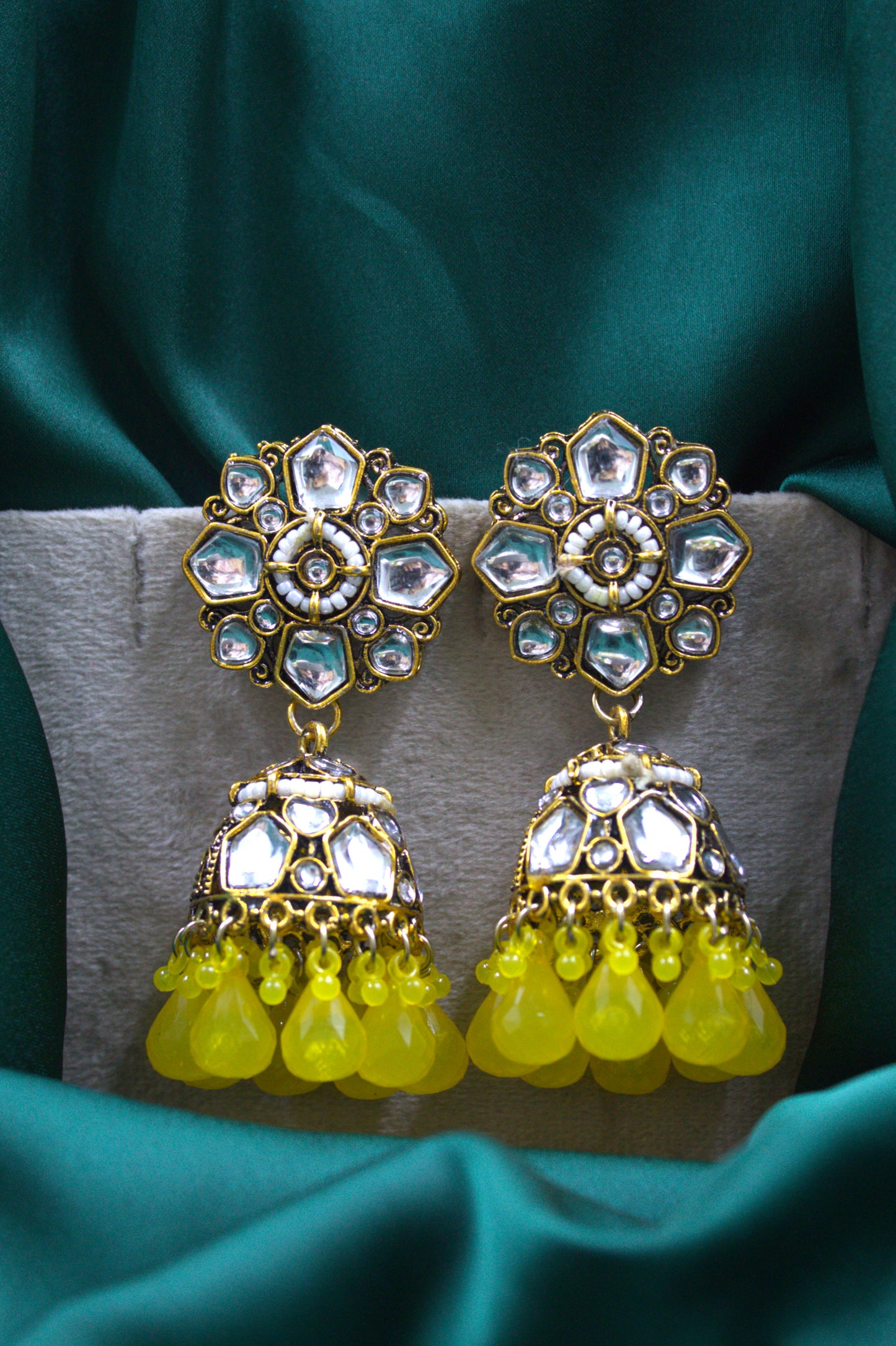 Juotsana Jhumka