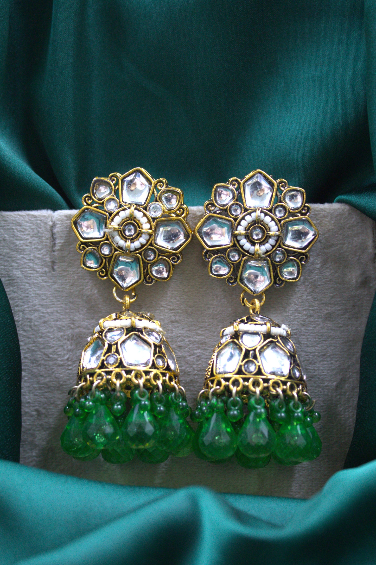 Juotsana Jhumka