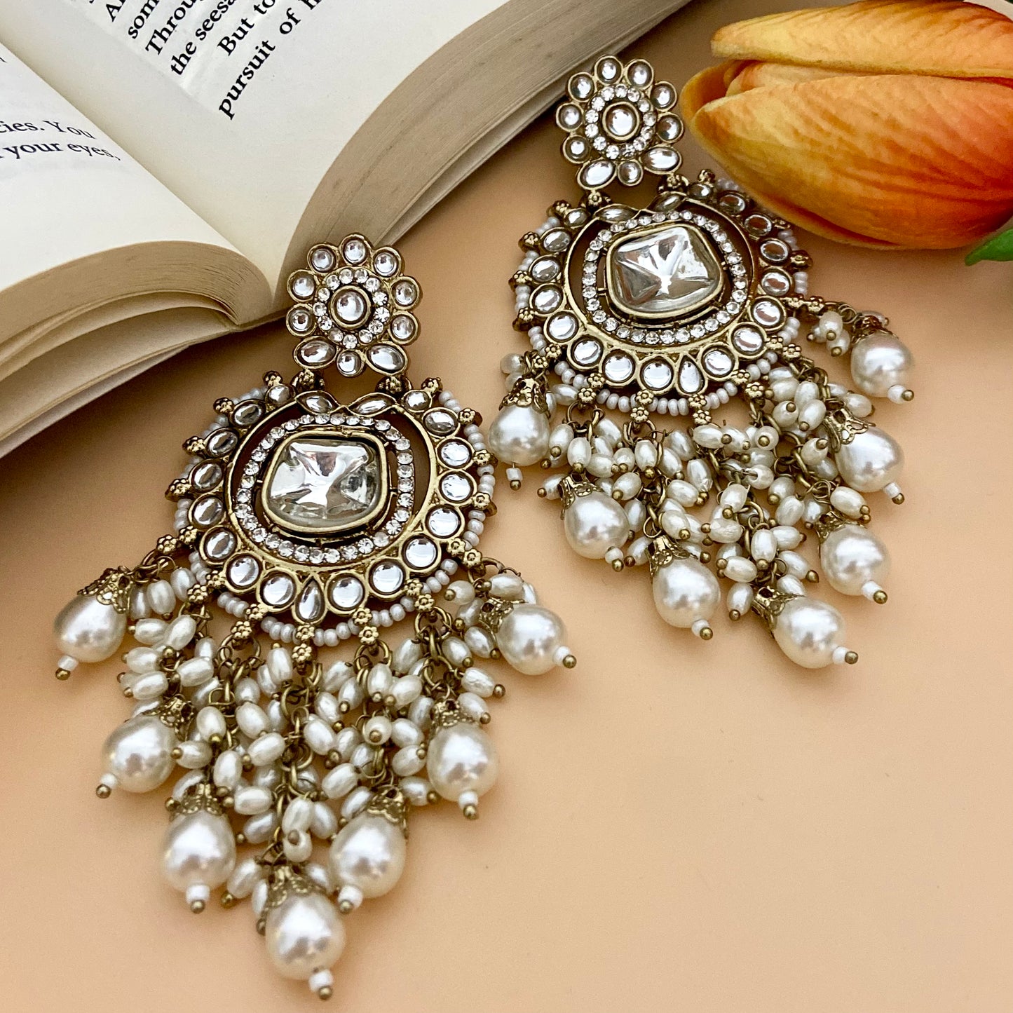 Aakriti Earring