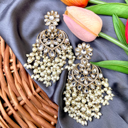 Nilana Earring