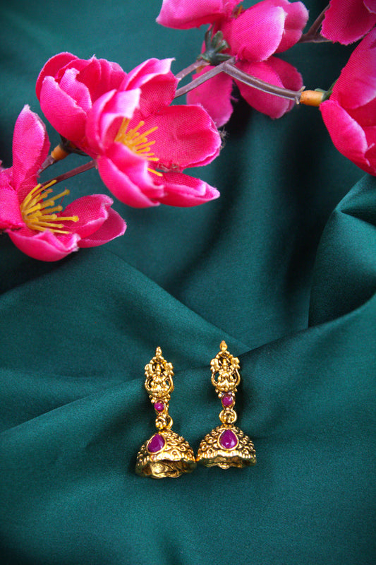 Vaishnavi Necklace Set
