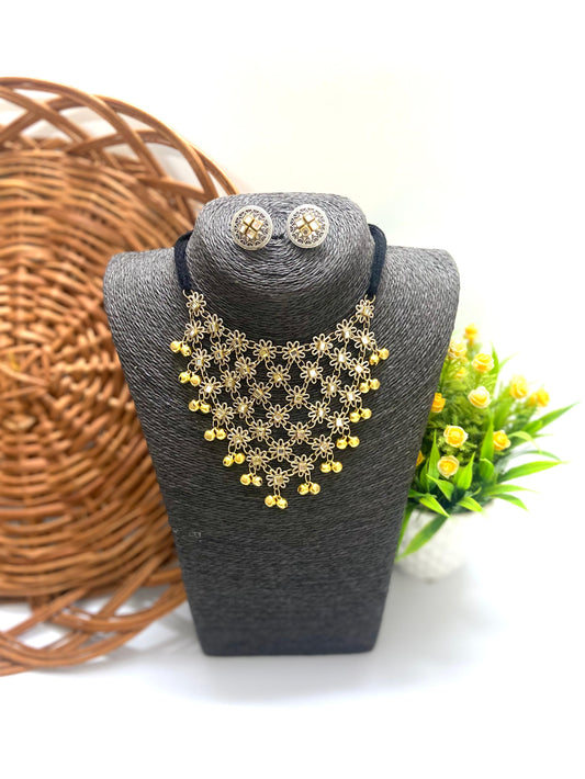 Nihira Choker Set