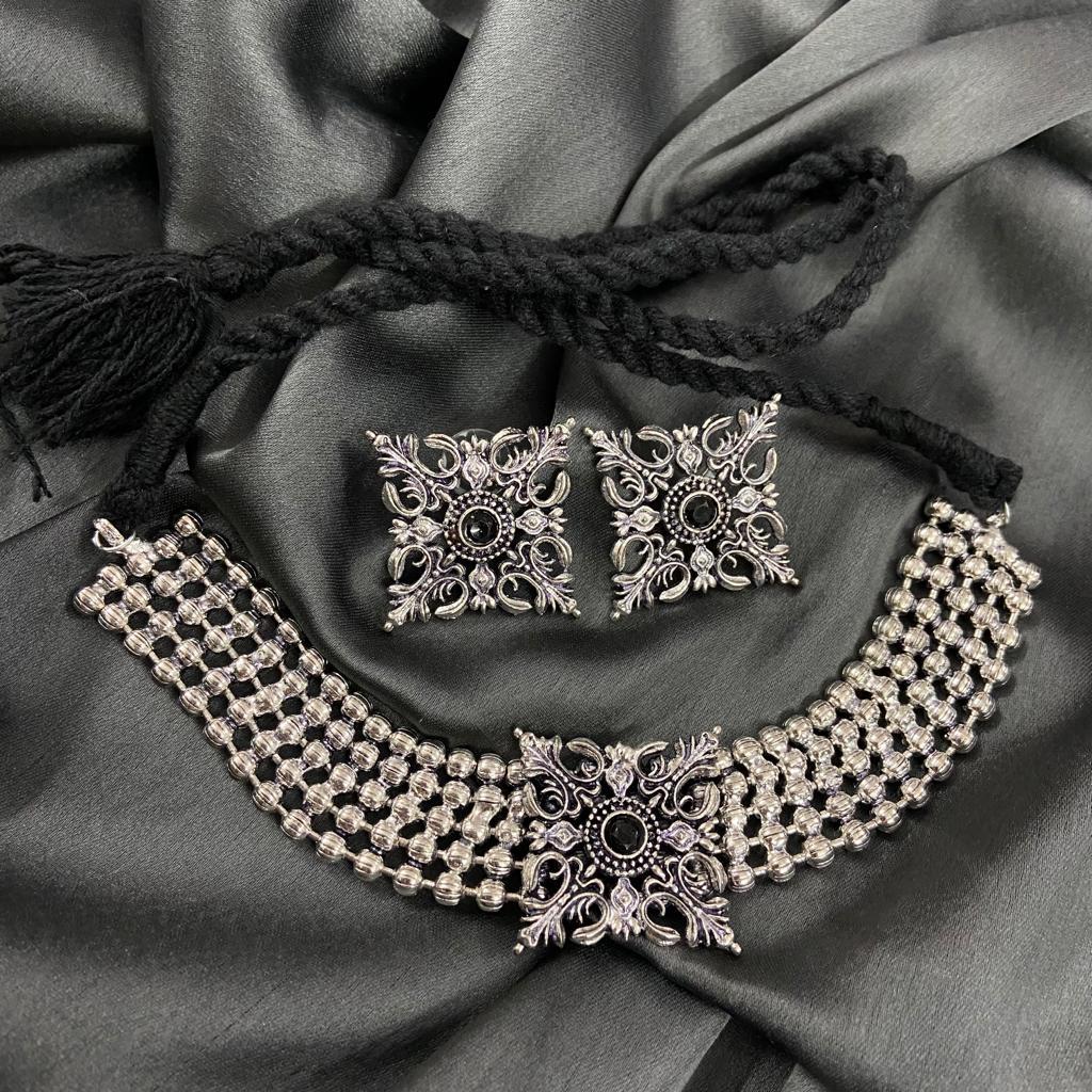 Yuvika German Silver Choker Set
