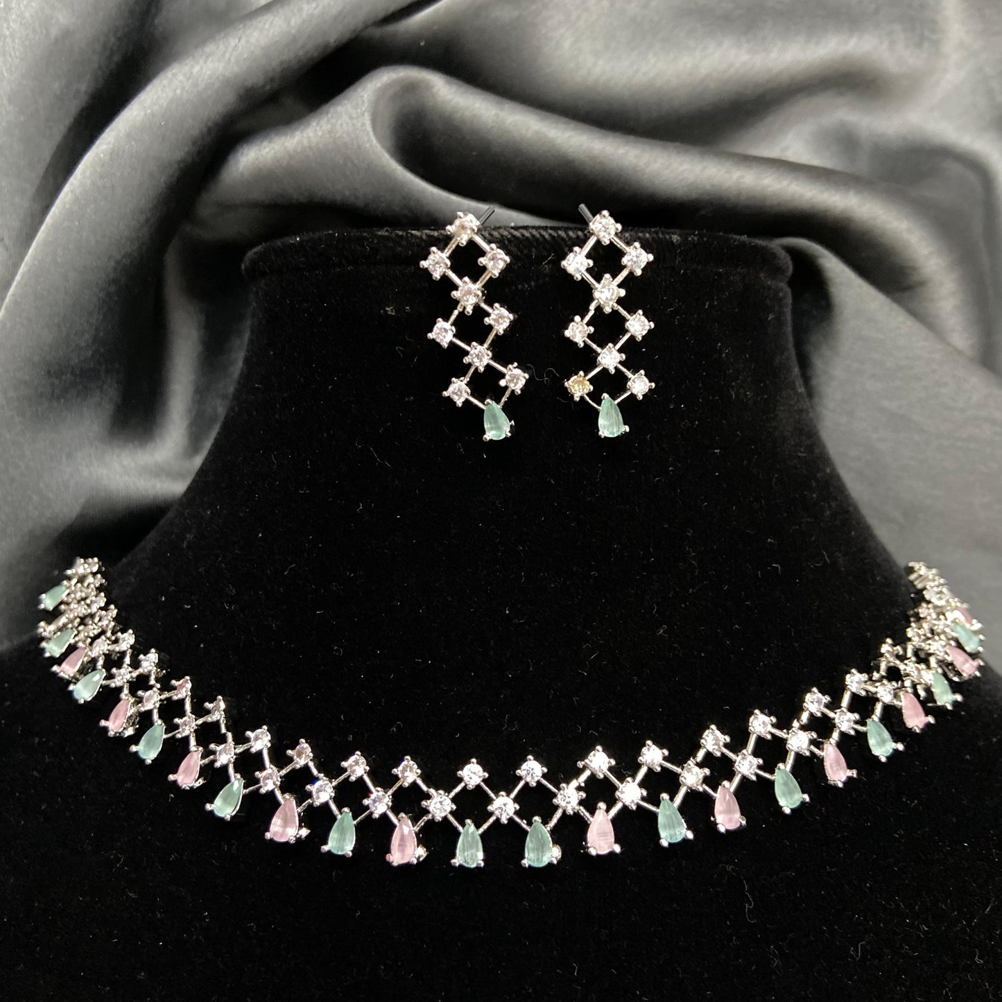 Chahat AD Choker Set