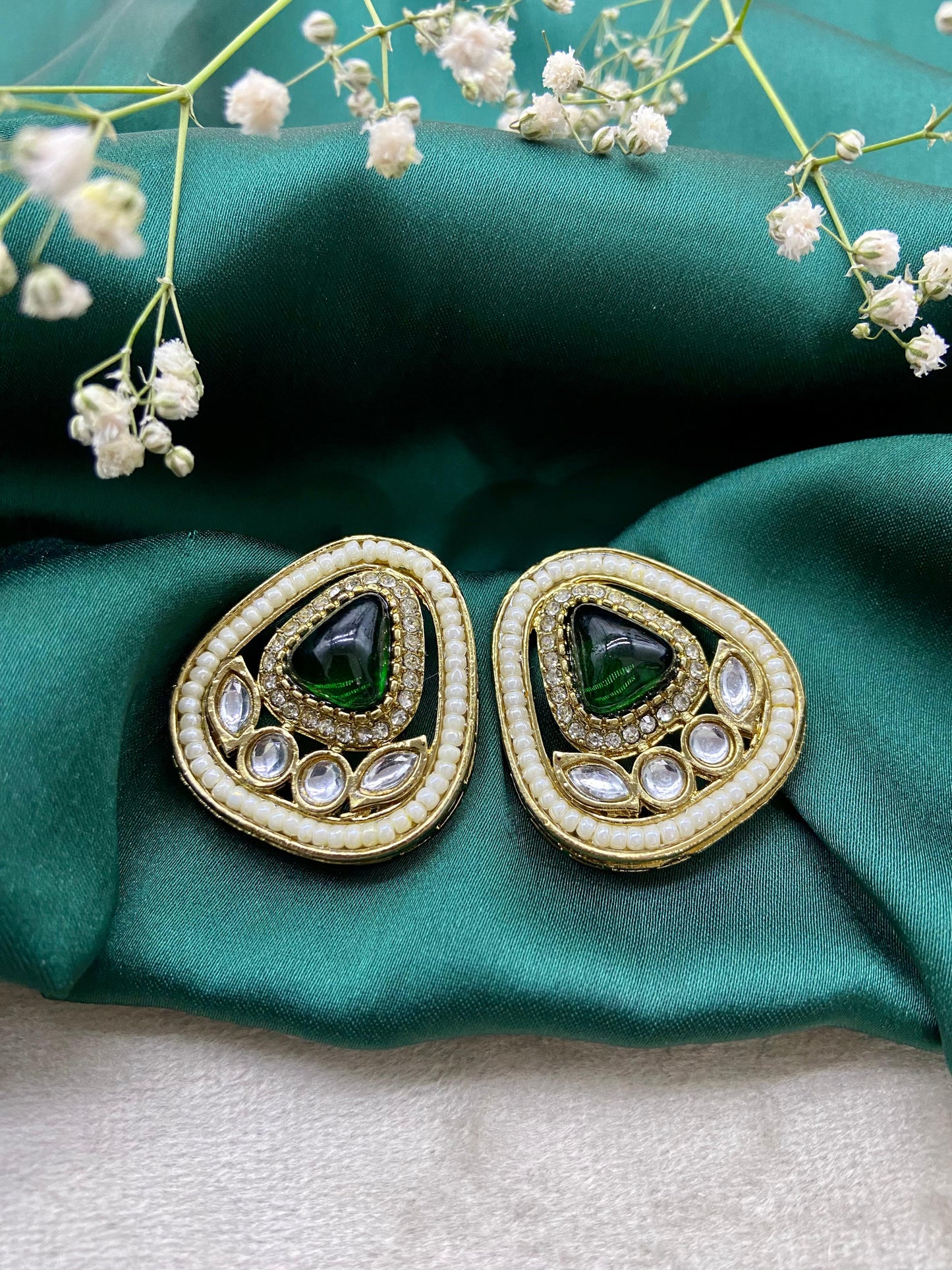Aurora Kundan Studs