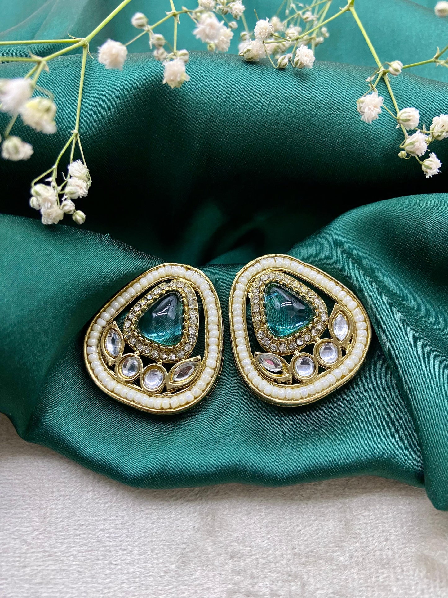 Aurora Kundan Studs