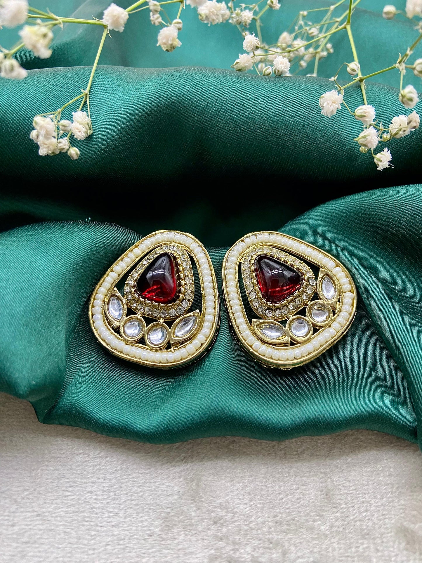 Aurora Kundan Studs