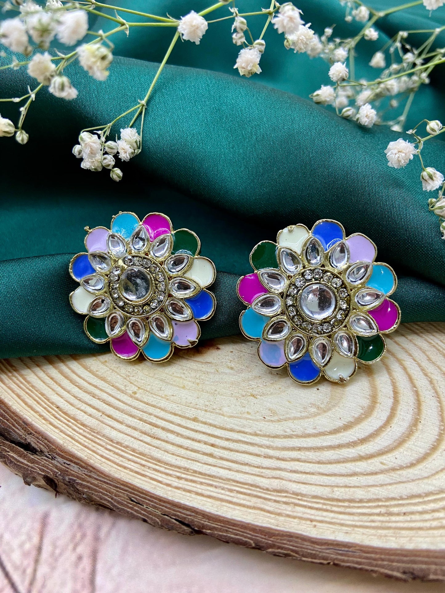 Evelyn Kundan Studs