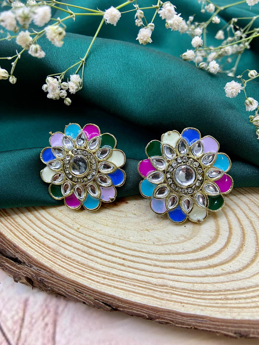 Evelyn Kundan Studs