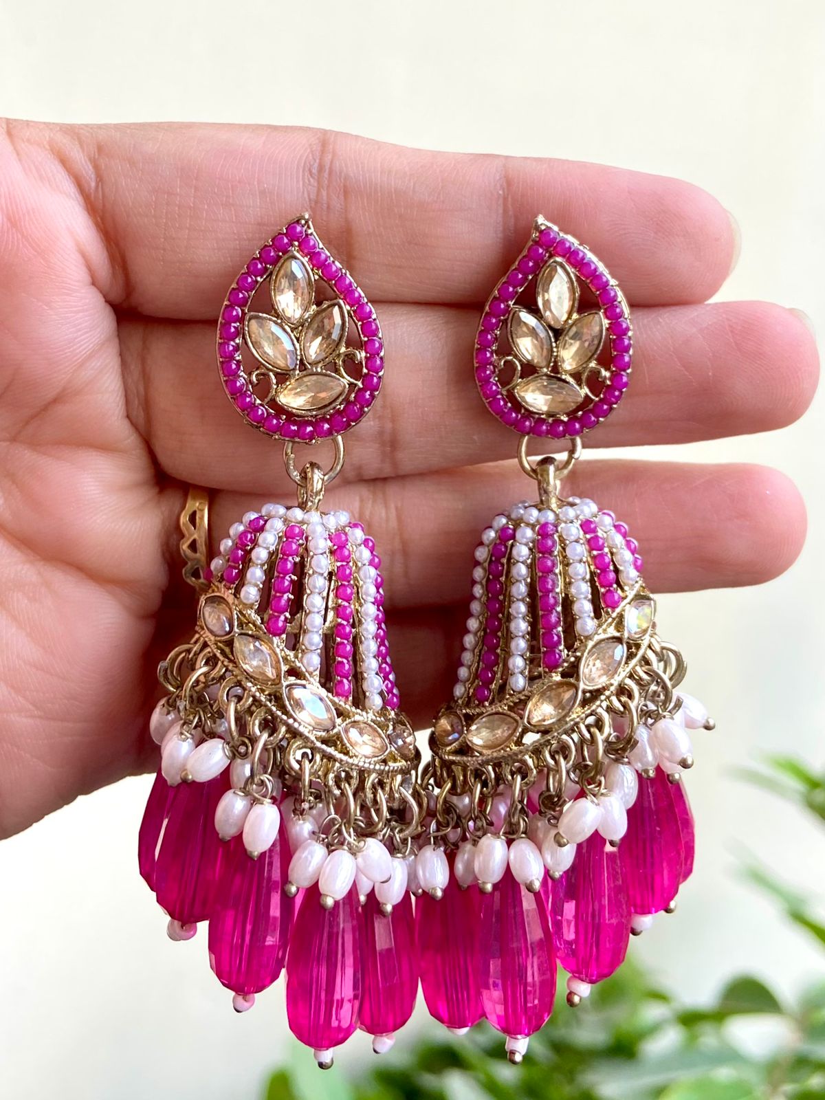 Saviksha Jhumka