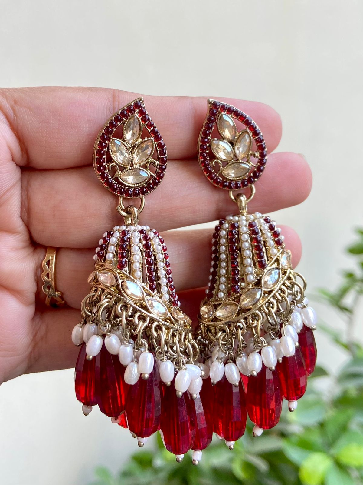 Saviksha Jhumka